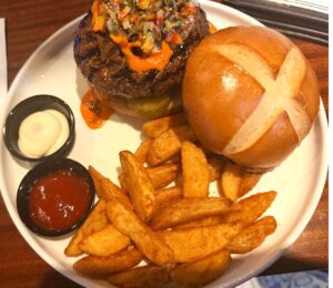 פטריקס פתח תקווה, PATRICK'S FINE ,KITCHEN & BAR המלצה של רות, תפריט חורף, ההמבורגרים של פטריקס