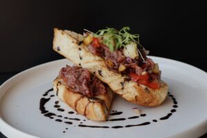 פטריקס פתח תקווה, PATRICK'S FINE ,KITCHEN & BAR המלצה של רות, צילום: פטריקס פתח תקווה, PATRICK'S FINE ,KITCHEN & BAR המלצה של רות, צילום: ברוסקטה סינטה כבושה